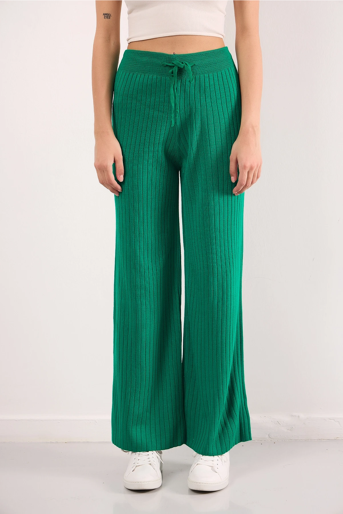 Beli Lastikli Büzgülü Geniş Kesim Paça Likralı Triko Pantolon