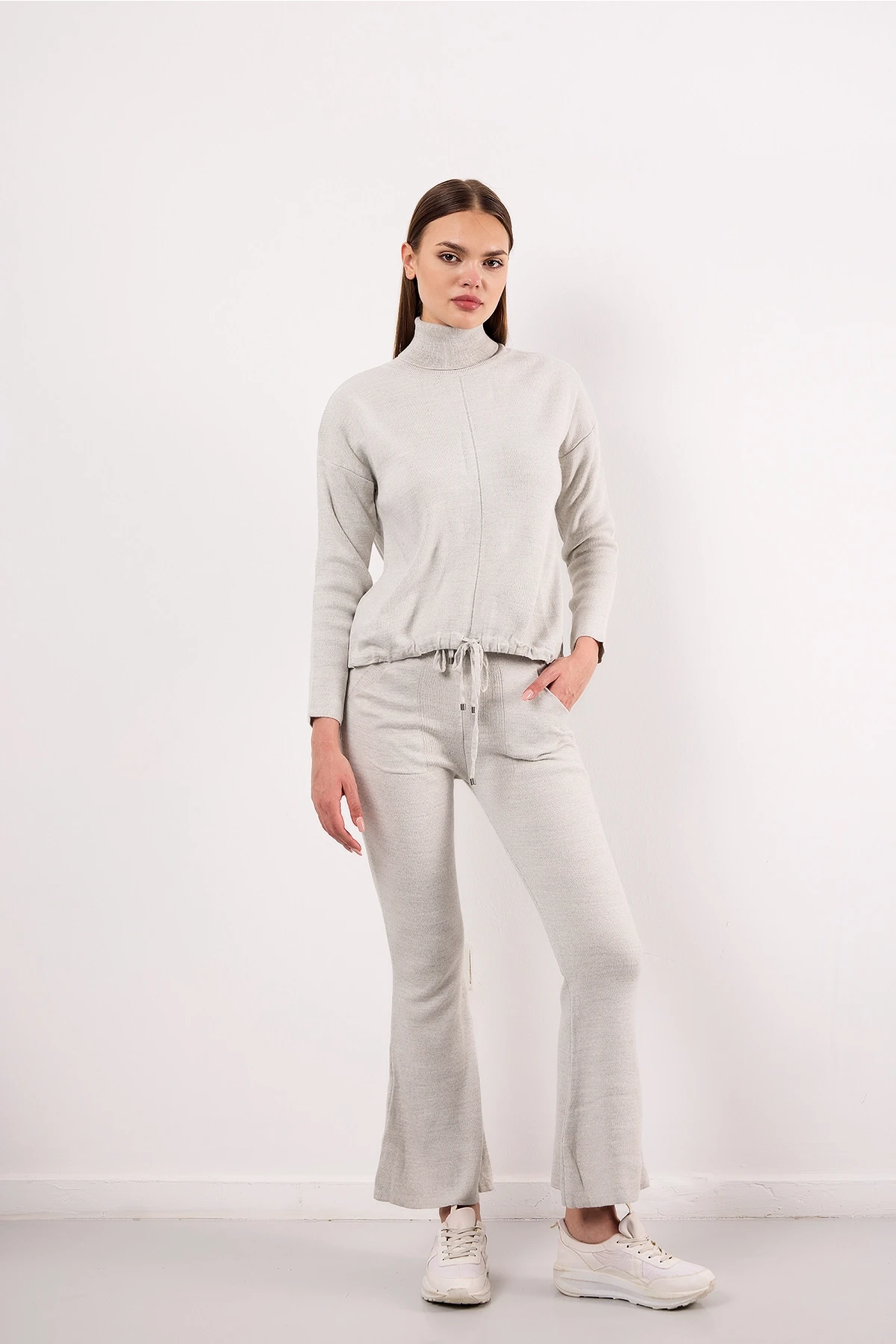 Balıkçı Yaka Uzun Kollu Önü Bağlama Detaylı Triko Kazak