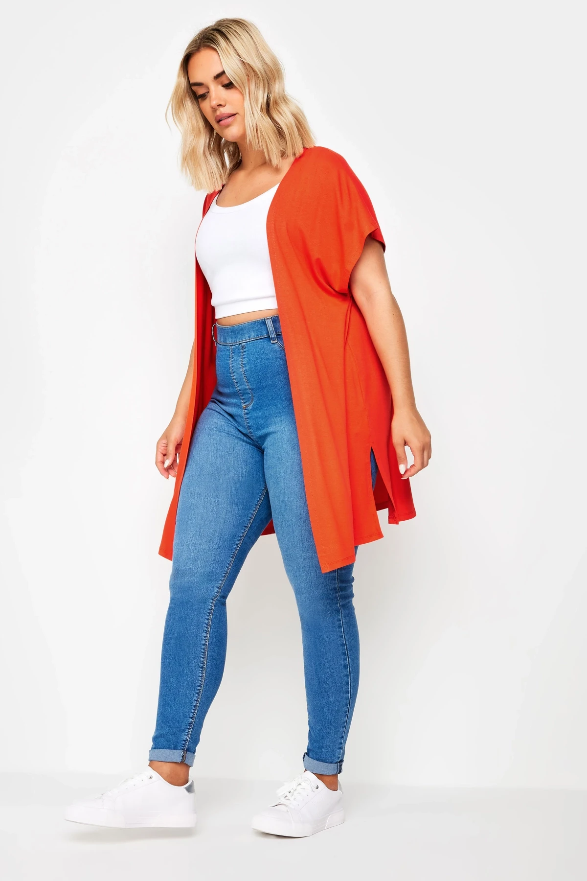 Büyük Beden Yırtmaç Detaylı Düğmesiz Esnek Kumaş Kısa Kollu Hırka 321906