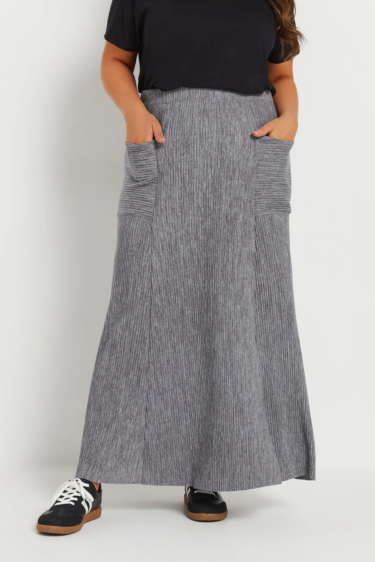 Büyük Beden Beli Lastikli Önden Cepli Fitilli Maxi Etek 303899