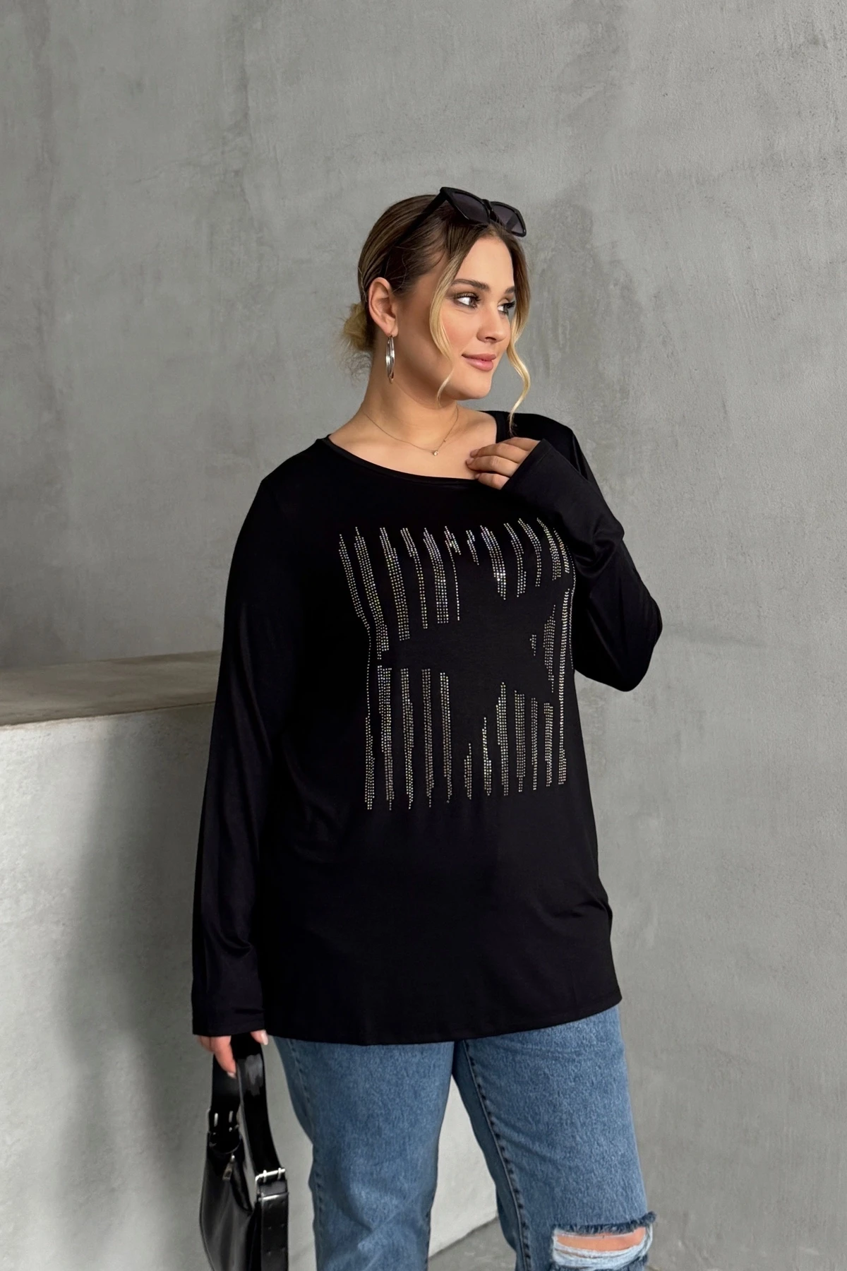 Büyük Beden Uzun Kollu Bisiklet Yaka Taş İşlemeli İnce Bluz 173716