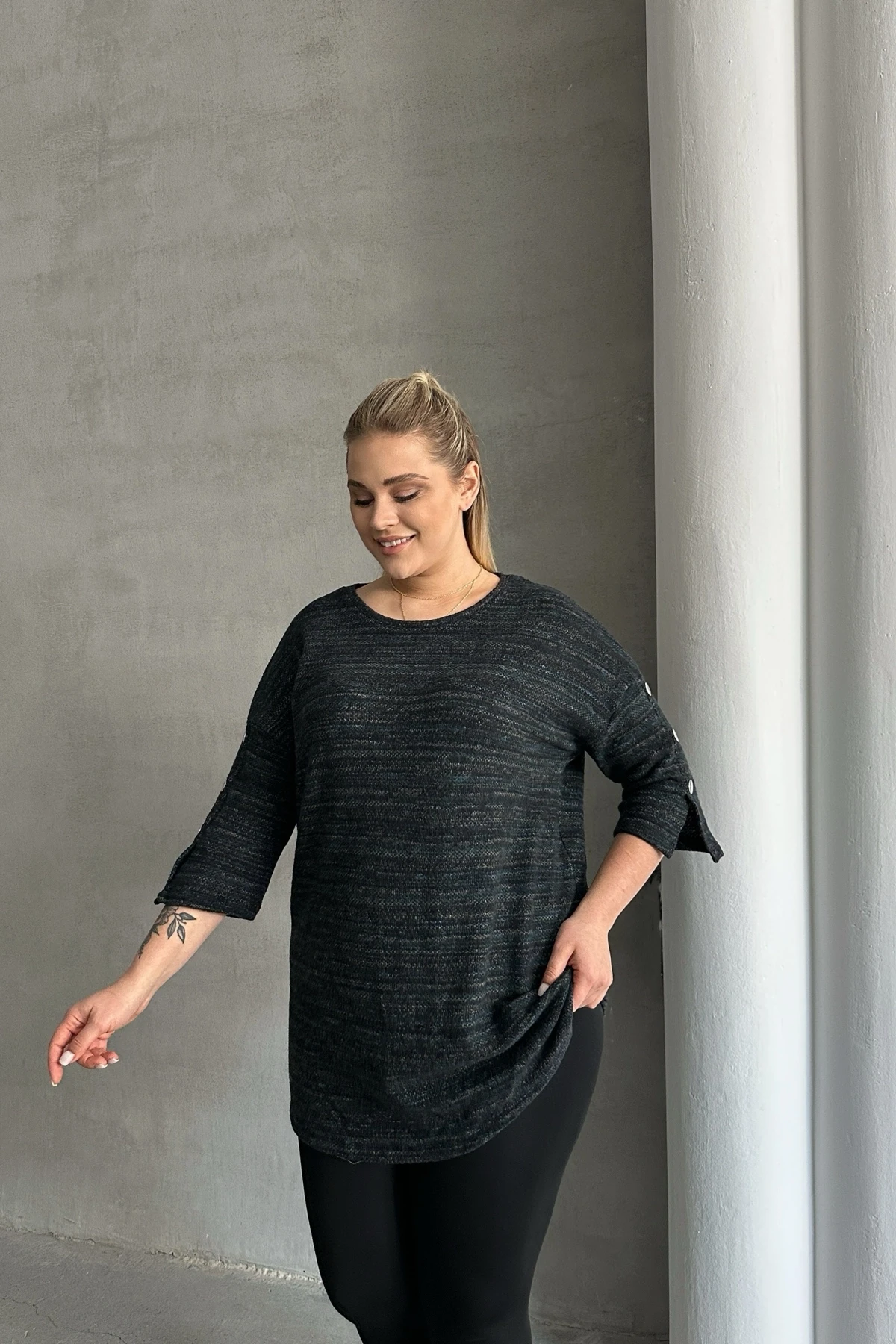 Büyük Beden Yarım Kollu Bisiklet Yaka Düğme Detaylı Kırçıllı Kazak 303691