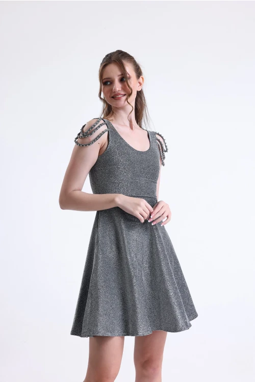 Omuz Detaylı Kalın Askılı Bisiklet Yaka Simli Kısa Elbise SU-22