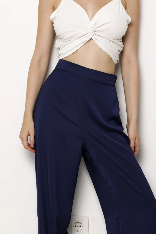 Beli Lastikli Cepsiz Rahat Kalıp Bol Paça Palazzo Pantolon