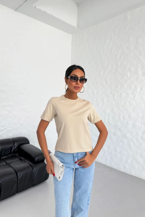 Bisiklet Yaka Kısa Kollu Kısa Kesim Normal Kalıp T-shirt