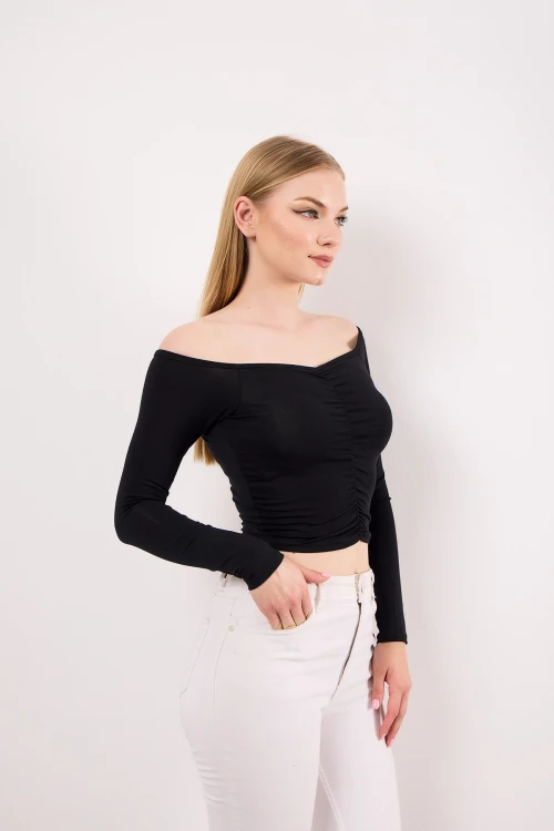 Carmen Yaka Uzun Kollu Önü Büzgü Detaylı Crop Bluz