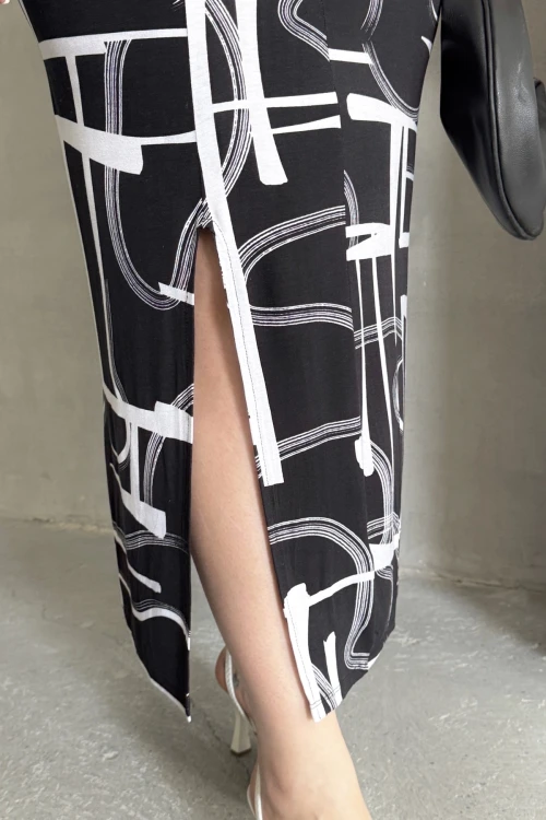 Büyük Beden Beli Lastikli Soyut Desenli Yırtmaç Detaylı Uzun Etek 98-120