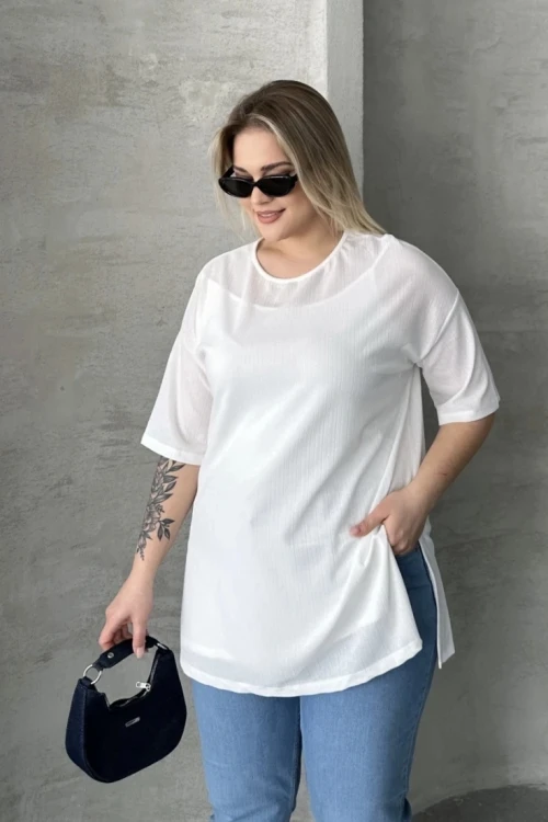 Büyük Beden Bisiklet Yaka Kısa Kollu Yanları Yırtmaçlı Astarlı Bluz 303434