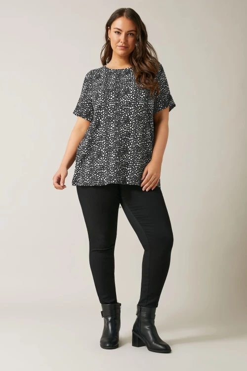 Büyük Beden Kısa Kollu Bisiklet Yaka Desenli Bluz 615913