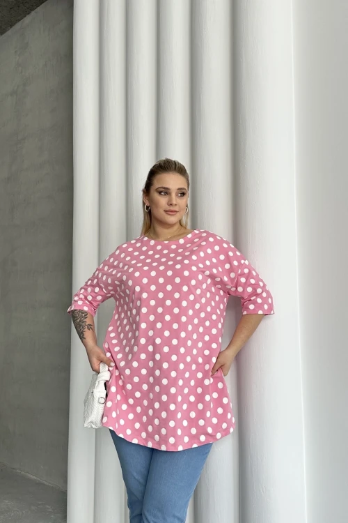 Büyük Beden Kısa Kollu Bisiklet Yaka Yanları Yırtmaçlı Puantiyeli Bluz 98-55