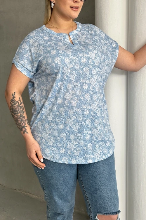 Büyük Beden Kısa Kollu Çentik V Yaka Desenli Bluz 97-79