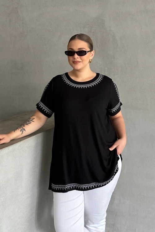 Büyük Beden Omuz Detaylı Etnik Desenli Nakışlı T-shirt 303518