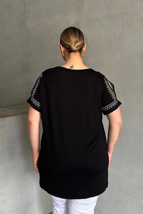 Büyük Beden Omuz Detaylı Etnik Desenli Nakışlı T-shirt 303518