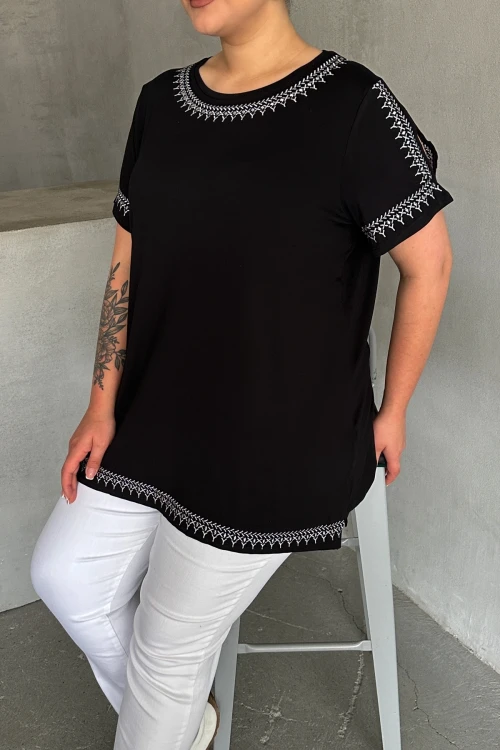 Büyük Beden Omuz Detaylı Etnik Desenli Nakışlı T-shirt 303518