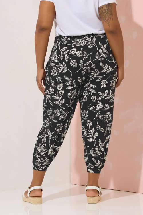 Büyük Beden Paçası ve Beli Lastik Detaylı Cepli Jogger Pantolon 145095