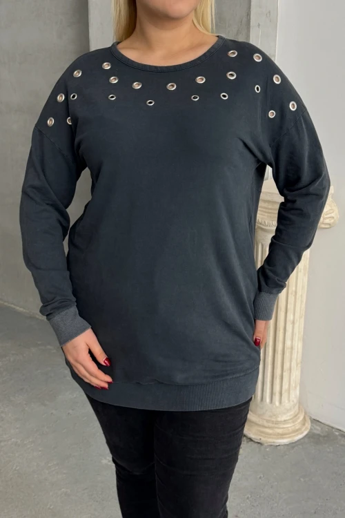 Büyük Beden Uzun Kollu Kuşgözü ve Sırt Dekolte Detaylı Sweatshirt 303870