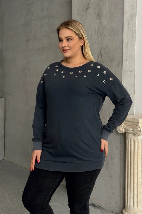 Büyük Beden Uzun Kollu Kuşgözü ve Sırt Dekolte Detaylı Sweatshirt 303870