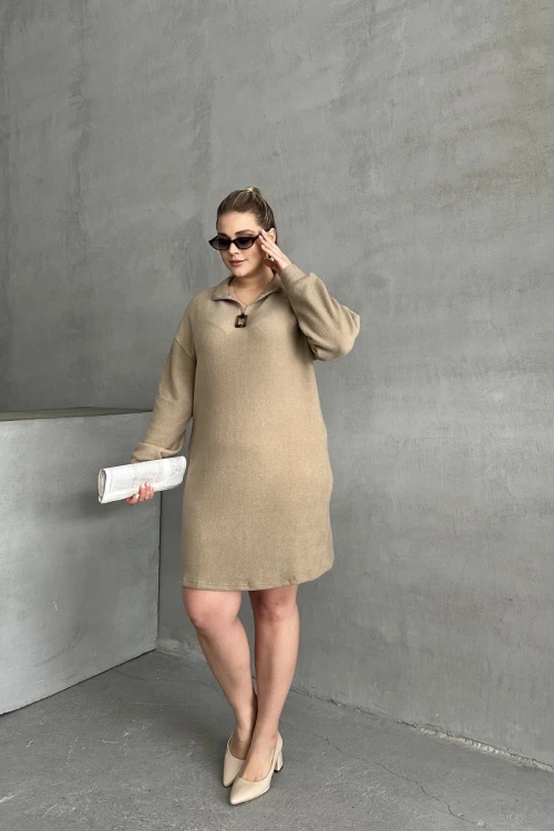 Büyük Beden Uzun Kollu Yumuşak Dokulu Yakası Fermuarlı Triko Elbise 106-37