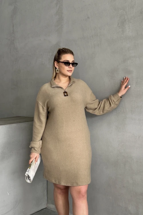 Büyük Beden Uzun Kollu Yumuşak Dokulu Yakası Fermuarlı Triko Elbise 106-37