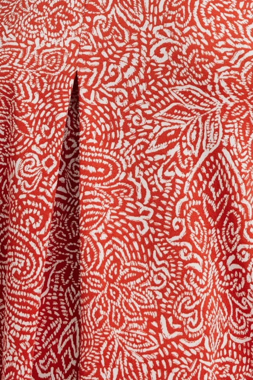 Büyük Beden V Yaka Çiçek Desenli Kısa Kollu T-shirt 322657