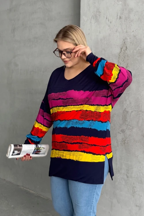 Büyük Beden V Yaka Çizgili Yanları Yırtmaçlı Uzun Kollu Bluz 303118