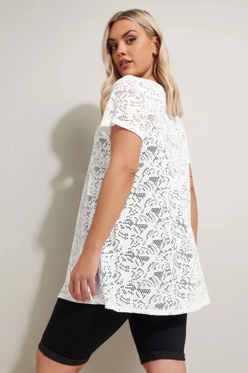 Büyük Beden V Yaka Kolsuz Astarsız Dantel T-shirt 304092