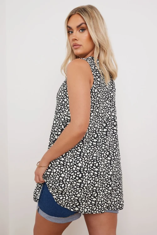 Büyük Beden V Yaka Sıfır Kol Eteği Bollaşan Desenli Bluz 304029