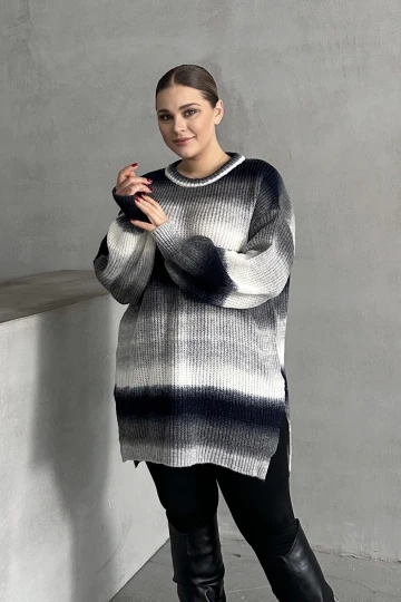 Büyük Beden Uzun Kollu Bisiklet Yaka Renk Bloklu Yırtmaçlı Triko Kazak 302345