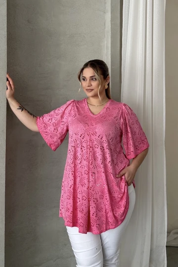 Büyük Beden V Yaka Kısa Kollu Dantel Detaylı Astarsız Bluz 302956