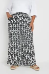 Büyük Beden Beli Lastikli Bol Paça Kalp Desenli Cepli Pantolon 303492