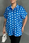 Büyük Beden Önü Düğmeli Kısa Kollu Puantiye Desenli Gömlek 303462